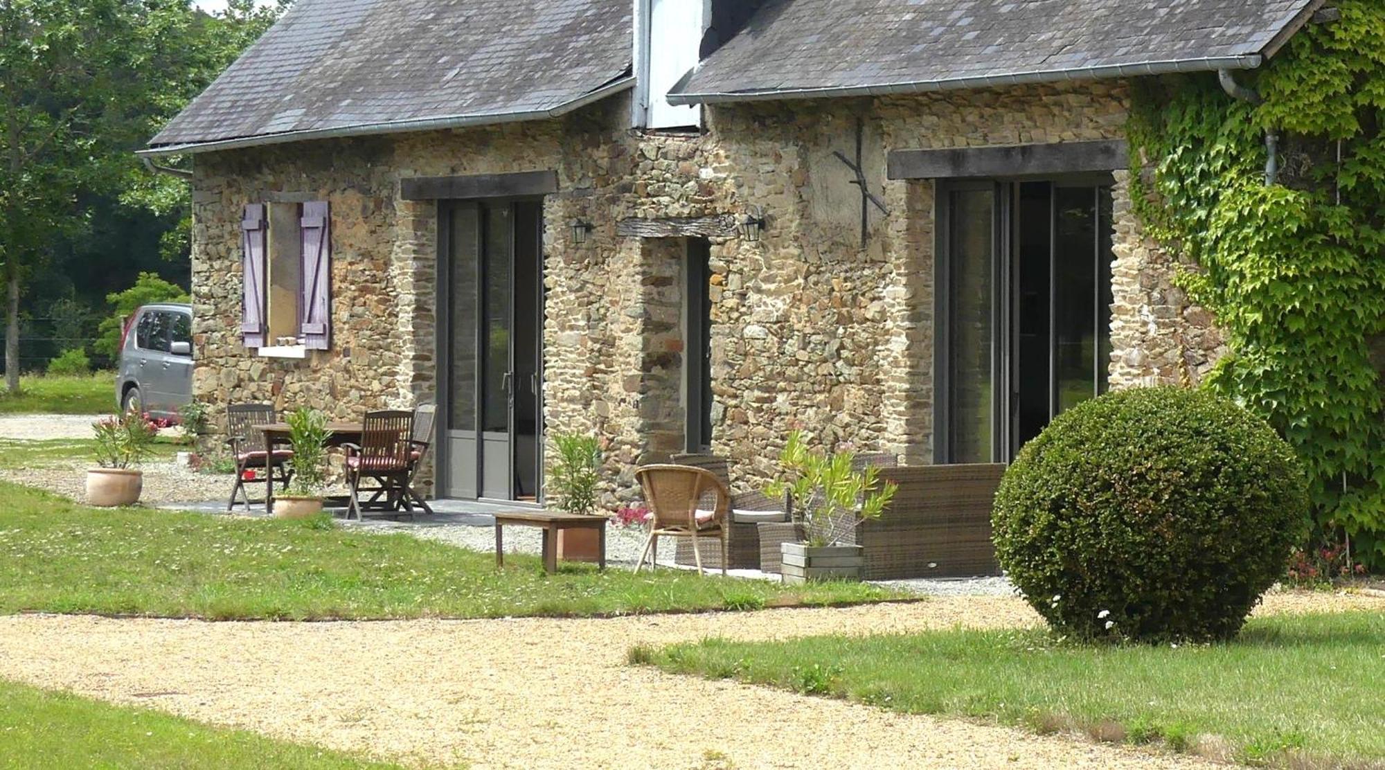 La Petite Lande Bed and Breakfast Ménil Eksteriør billede