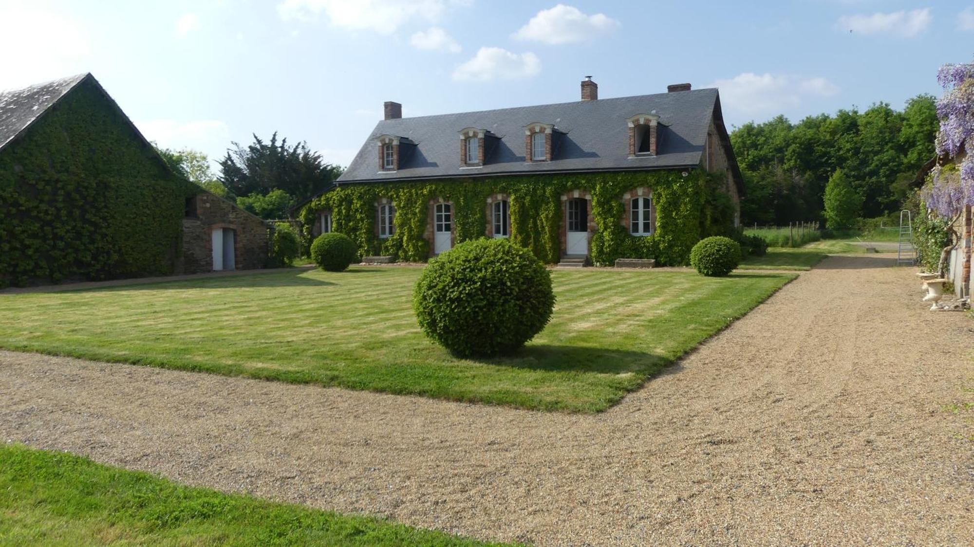 La Petite Lande Bed and Breakfast Ménil Eksteriør billede